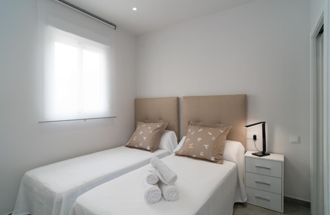 Aac Malaga - Apartamento Con Terraza, Muy Amplio, Totalmente Equipado, Cerca Del Centro Y Nuevo! Eksteriør bilde