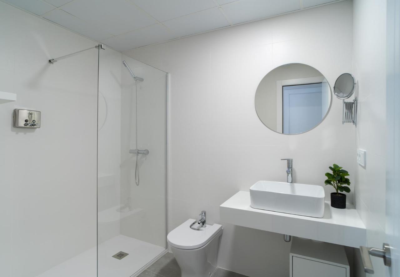 Aac Malaga - Apartamento Con Terraza, Muy Amplio, Totalmente Equipado, Cerca Del Centro Y Nuevo! Eksteriør bilde