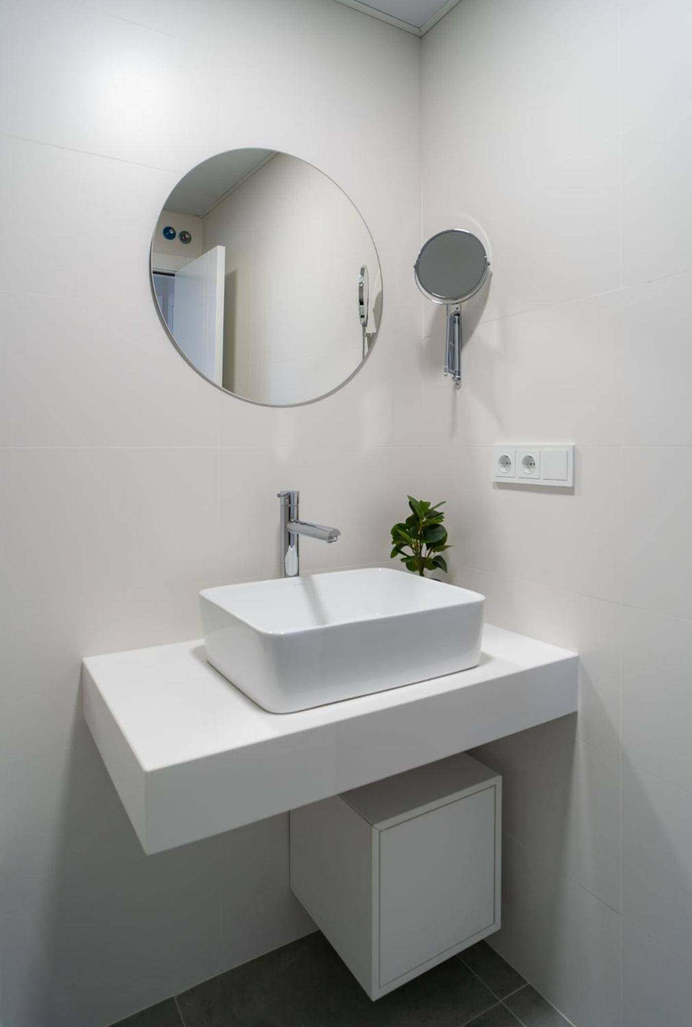 Aac Malaga - Apartamento Con Terraza, Muy Amplio, Totalmente Equipado, Cerca Del Centro Y Nuevo! Rom bilde