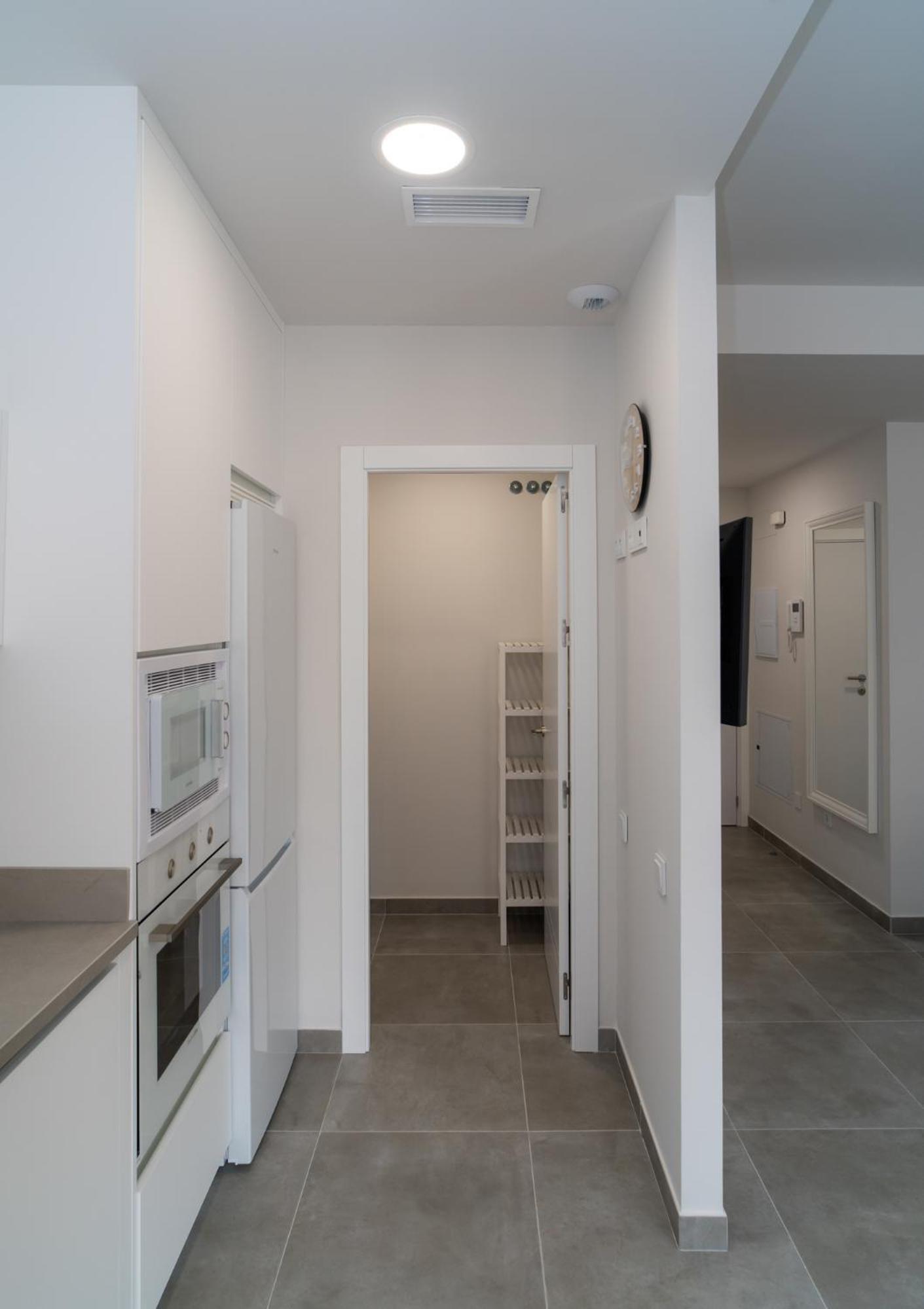 Aac Malaga - Apartamento Con Terraza, Muy Amplio, Totalmente Equipado, Cerca Del Centro Y Nuevo! Rom bilde