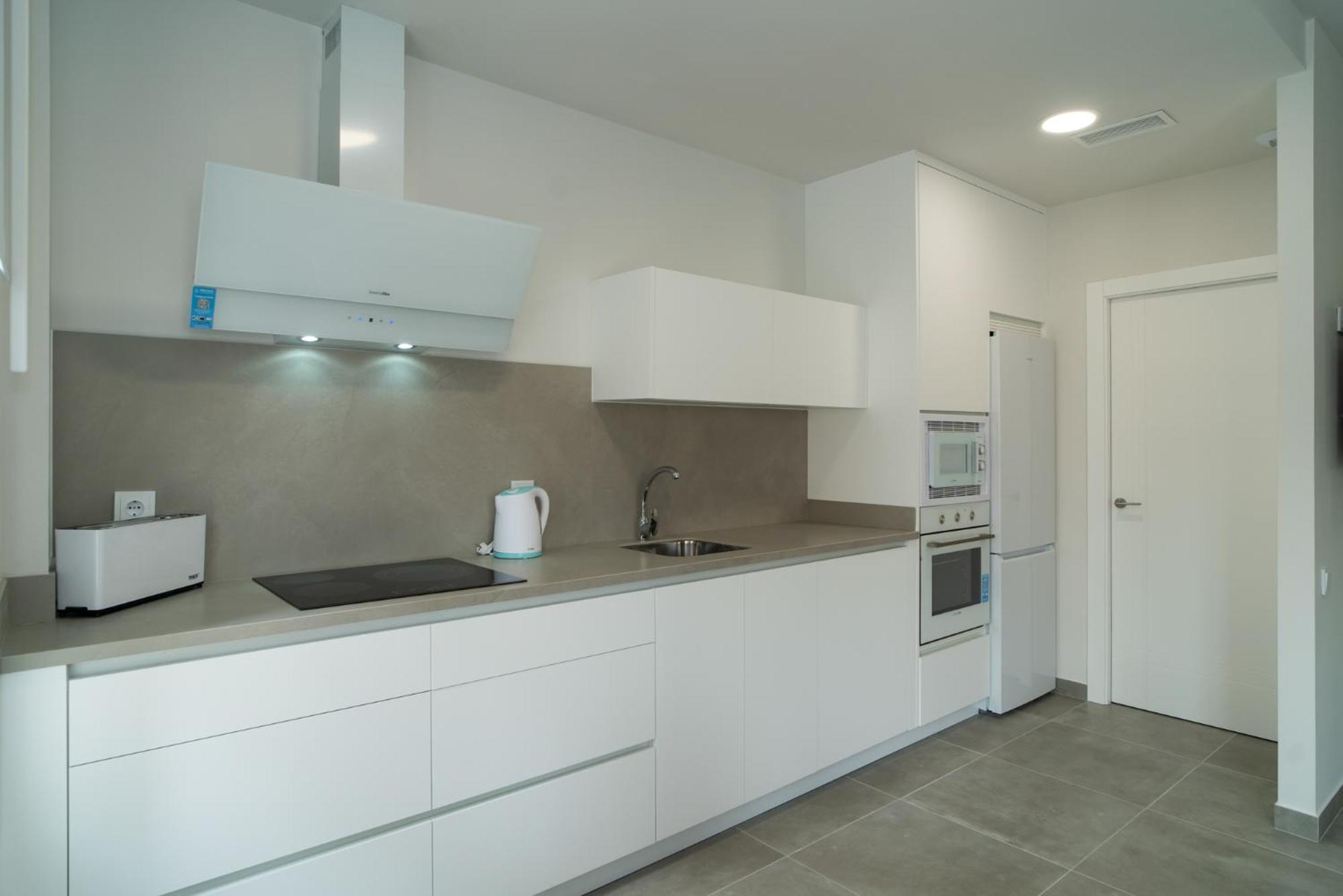 Aac Malaga - Apartamento Con Terraza, Muy Amplio, Totalmente Equipado, Cerca Del Centro Y Nuevo! Rom bilde