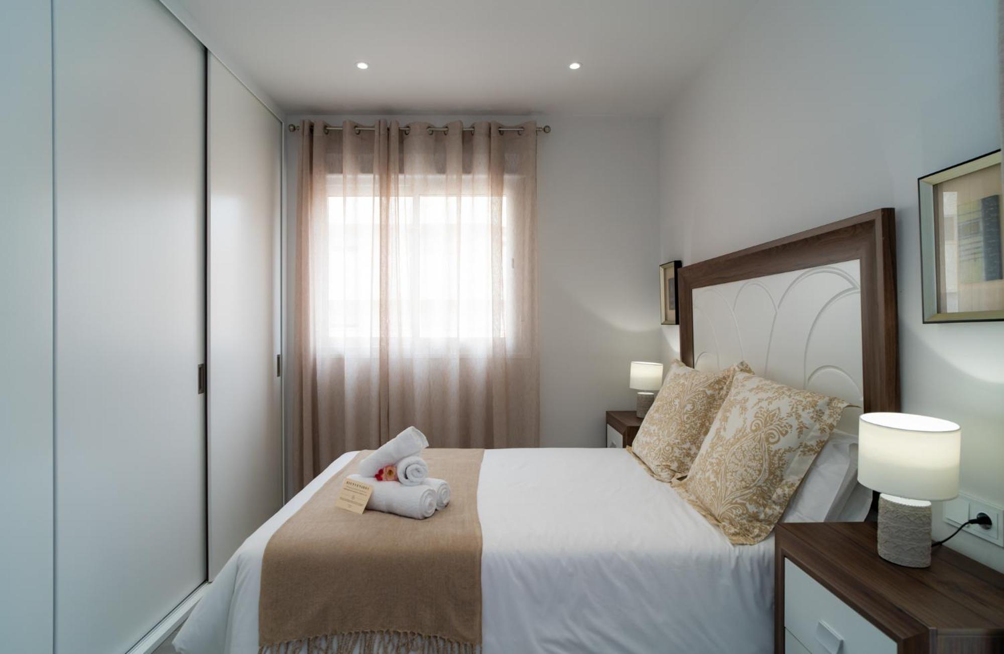 Aac Malaga - Apartamento Con Terraza, Muy Amplio, Totalmente Equipado, Cerca Del Centro Y Nuevo! Rom bilde