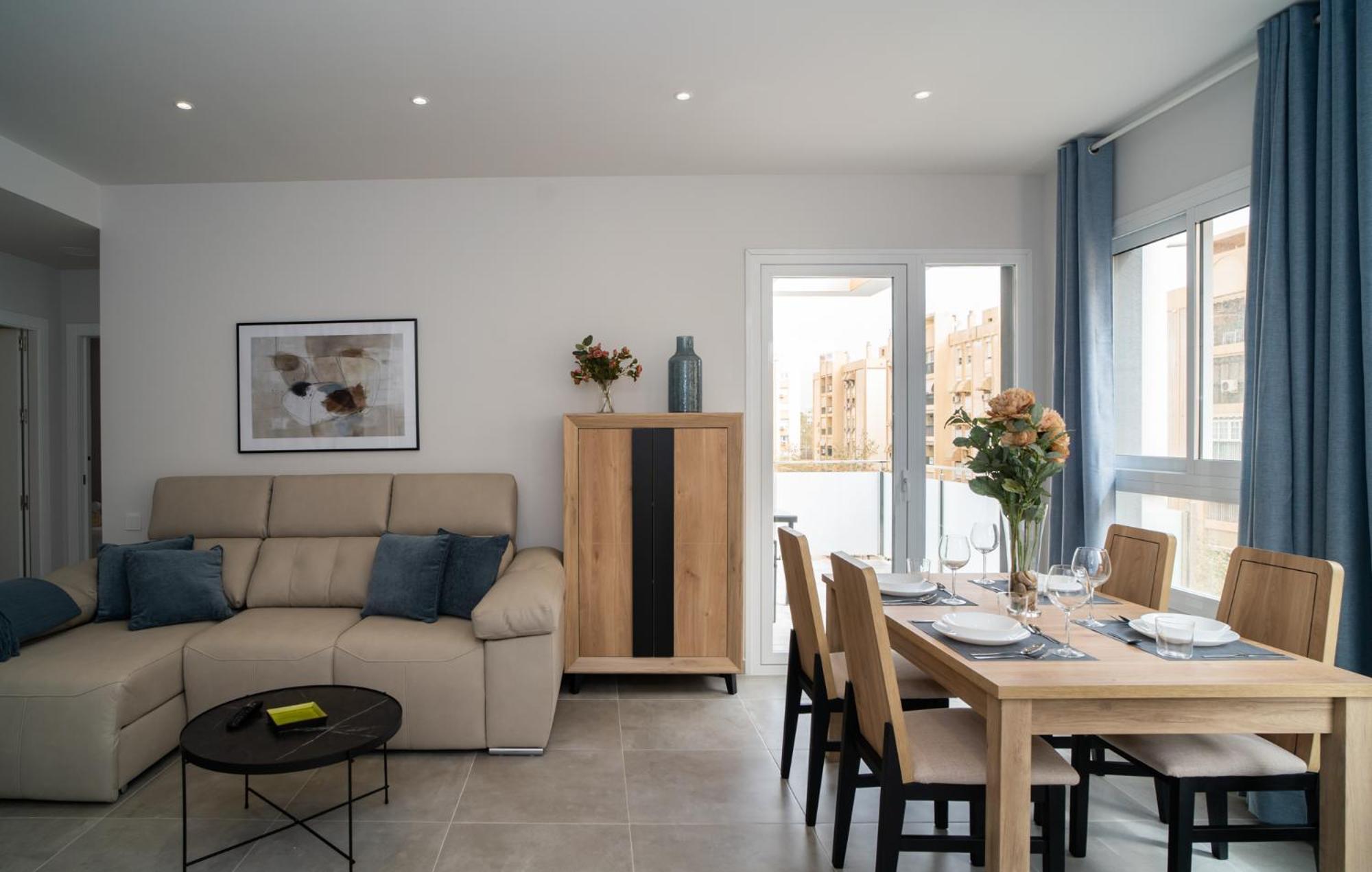 Aac Malaga - Apartamento Con Terraza, Muy Amplio, Totalmente Equipado, Cerca Del Centro Y Nuevo! Rom bilde